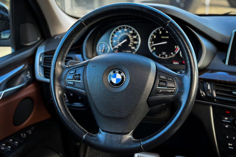 Продам BMW X5 S-Drive 2014 года в Черновцах