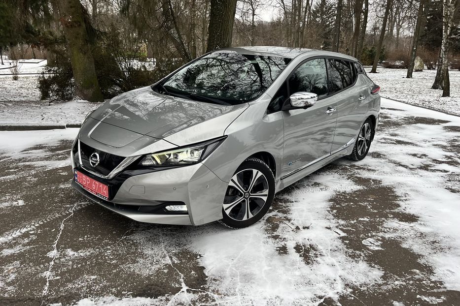 Продам Nissan Leaf TEKNA 40 KW BOSE 2018 года в Житомире