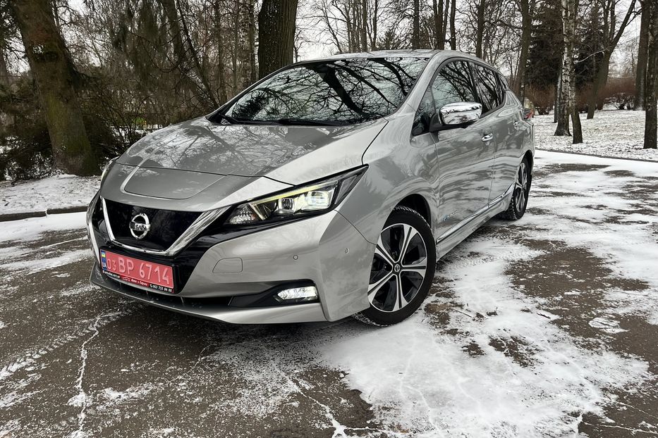 Продам Nissan Leaf TEKNA 40 KW BOSE 2018 года в Житомире