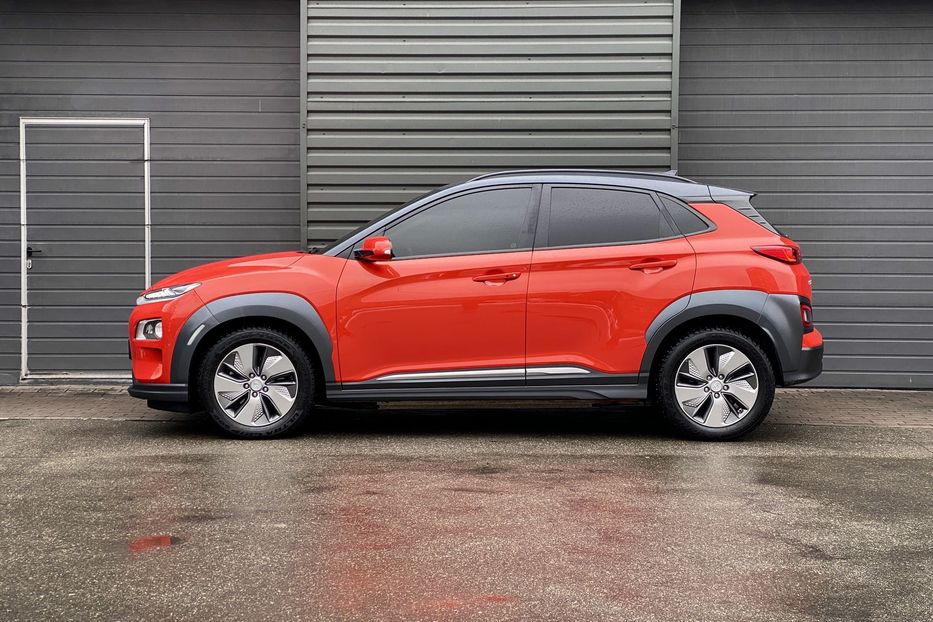 Продам Hyundai Kona Electric 64 kWh 2018 года в Киеве