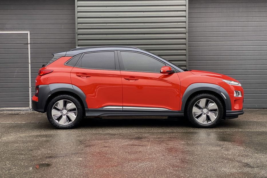 Продам Hyundai Kona Electric 64 kWh 2018 года в Киеве