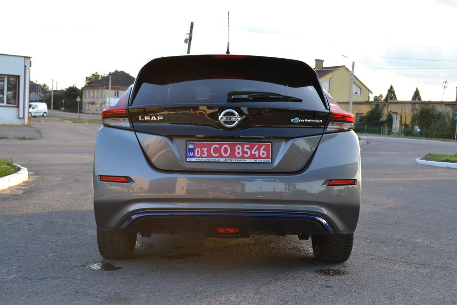 Продам Nissan Leaf N-Connecta 40 kw 2019 года в Ровно