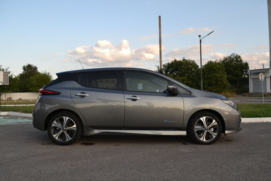 Продам Nissan Leaf N-Connecta 40 kw 2019 года в Ровно