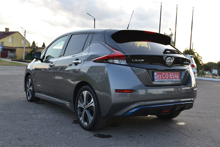 Продам Nissan Leaf N-Connecta 40 kw 2019 года в Ровно