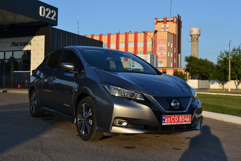 Продам Nissan Leaf N-Connecta 40 kw 2019 года в Ровно