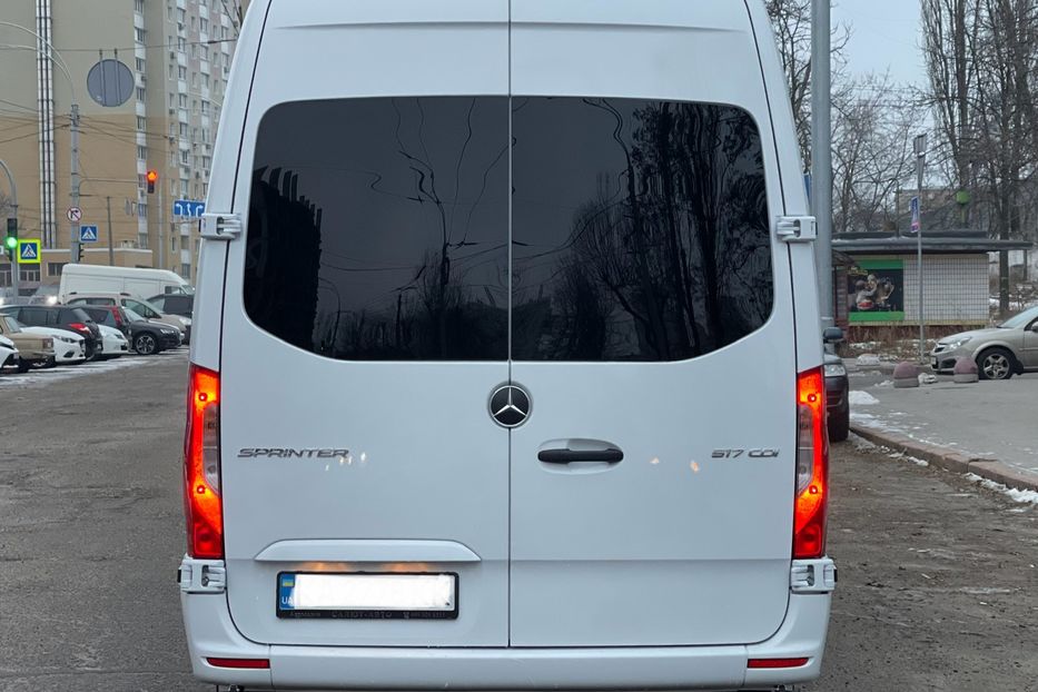 Продам Mercedes-Benz Sprinter пасс. 517 CDI 2023 года в Киеве