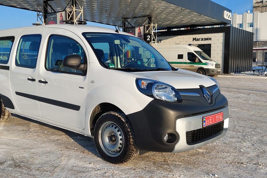 Продам Renault Kangoo пасс. Maxi electric  2020 года в г. Дубно, Ровенская область