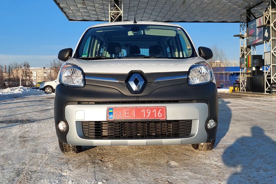 Продам Renault Kangoo пасс. Maxi electric  2020 года в г. Дубно, Ровенская область
