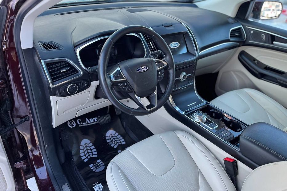 Продам Ford Edge Titanium 2019 года в Черновцах