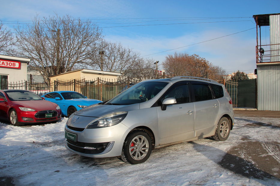 Продам Renault Grand Scenic 2013 года в Одессе