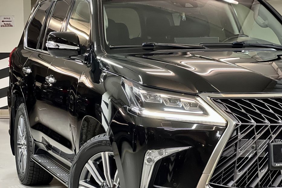 Продам Lexus LX 570 2016 года в Киеве