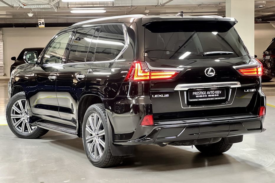 Продам Lexus LX 570 2016 года в Киеве