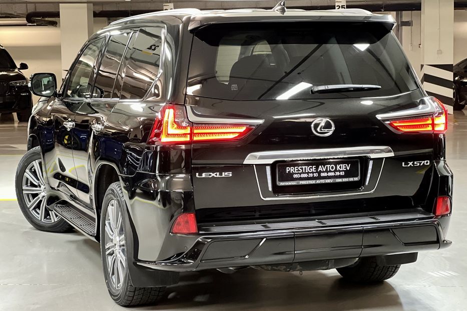 Продам Lexus LX 570 2016 года в Киеве