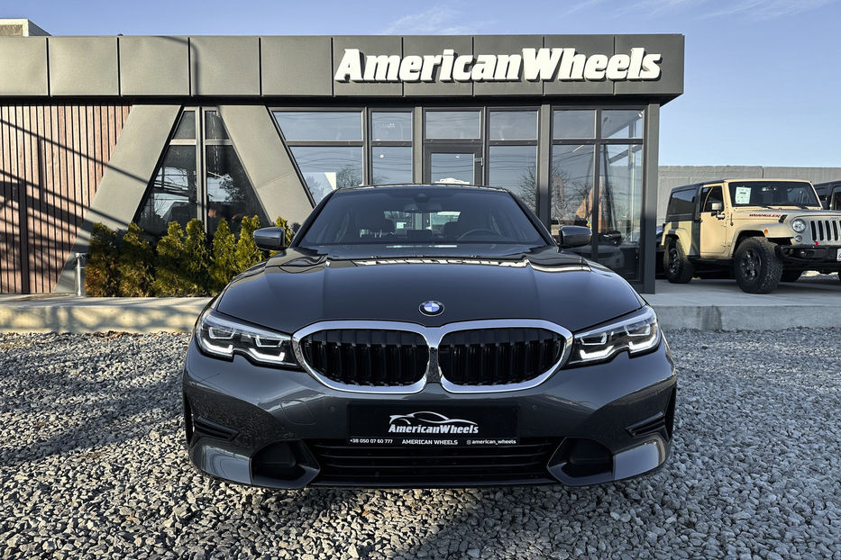 Продам BMW 330 330i Steptronic xDrive 2019 года в Черновцах