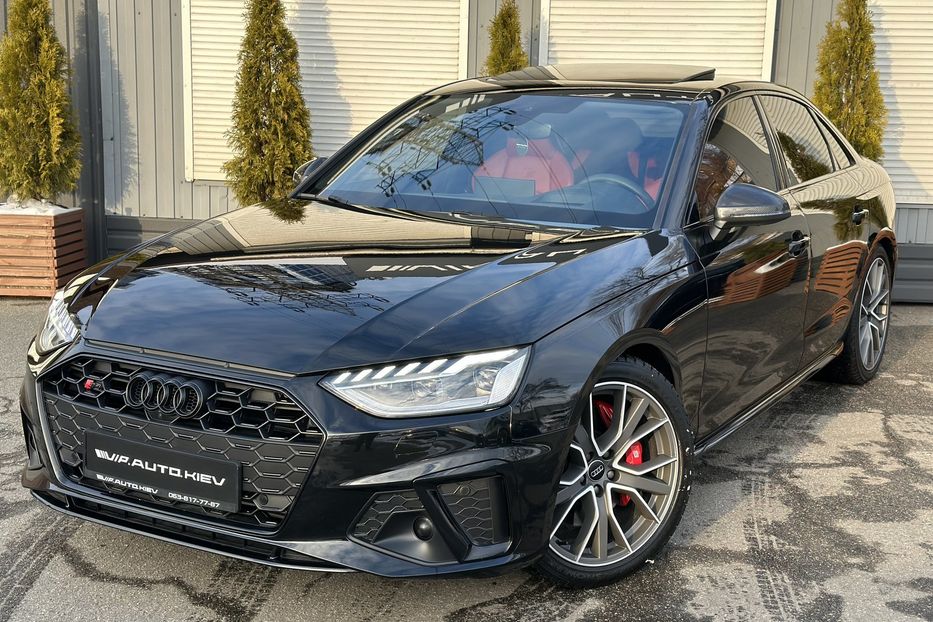Продам Audi S4 NEW 2022 года в Киеве