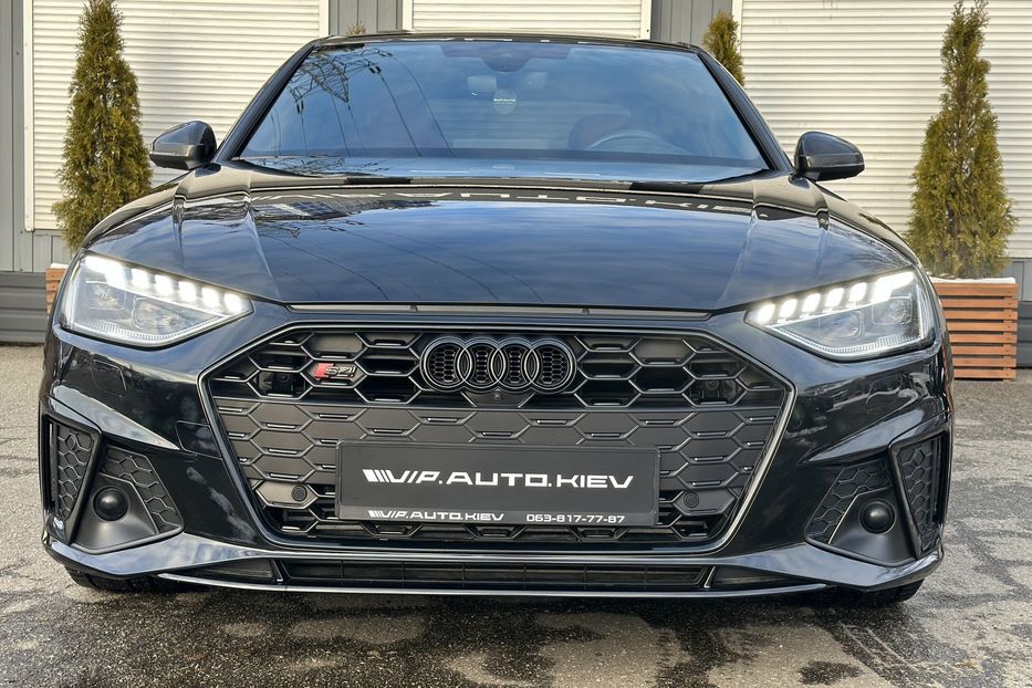 Продам Audi S4 NEW 2022 года в Киеве