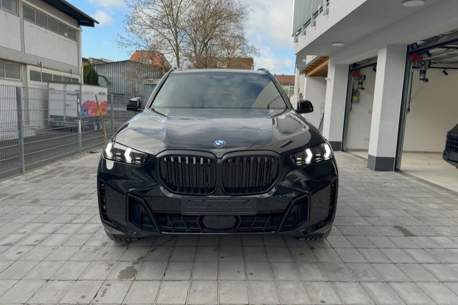 Продам BMW X5 xDrive40d Facelift  2024 года в Киеве