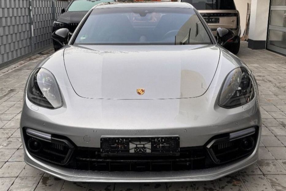 Продам Porsche Panamera Turbo full version  2019 года в Киеве