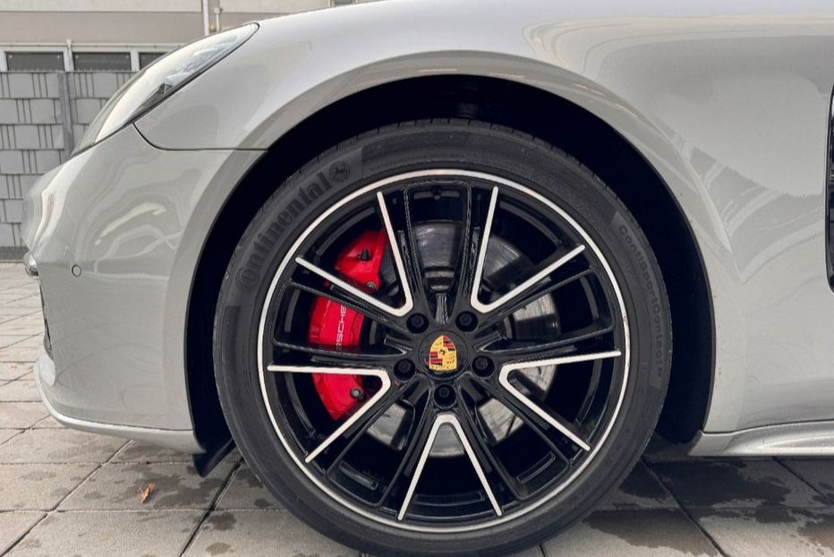 Продам Porsche Panamera Turbo full version  2019 года в Киеве