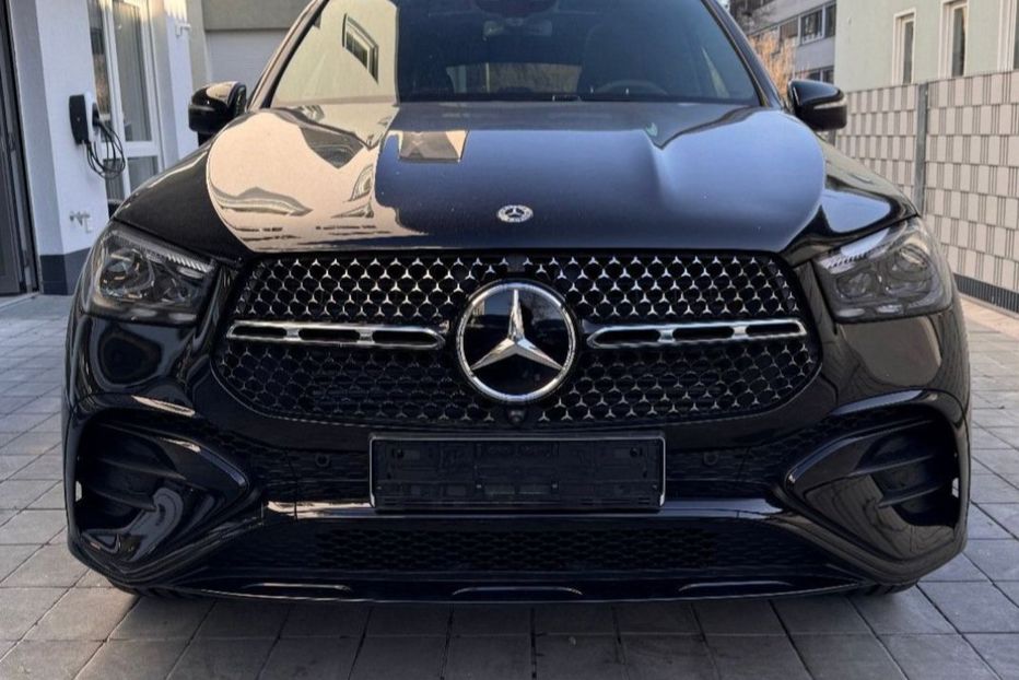 Продам Mercedes-Benz GLE-Class GLE 450D 4MATIC AMG 7SEAT full 2023 года в Киеве