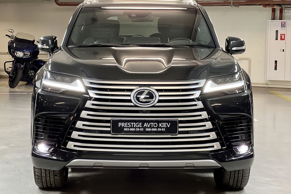 Продам Lexus LX 570 600 2023 года в Киеве