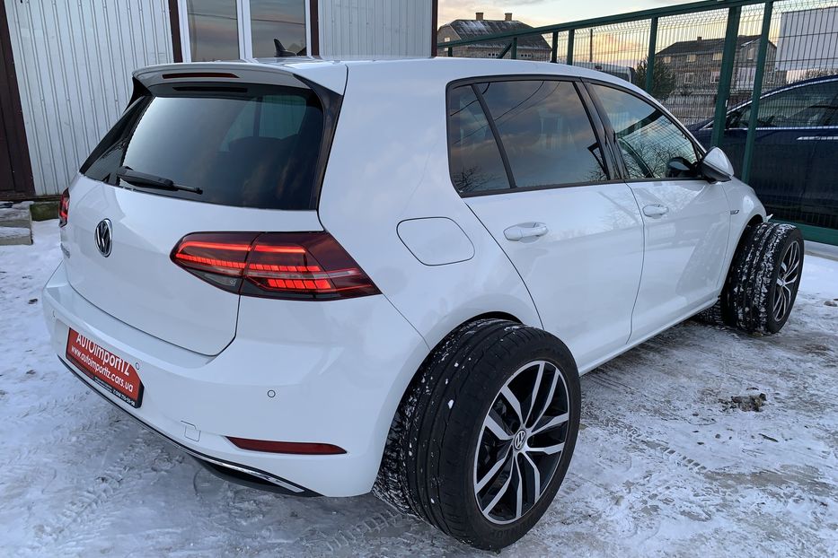 Продам Volkswagen e-Golf Безключовий,Full Led перед зад 2020 года в Львове