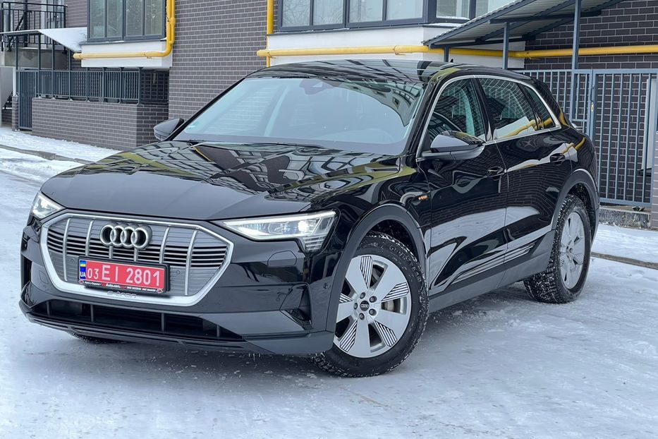 Продам Audi E-Tron quattro 50 230kW 2021 года в Львове