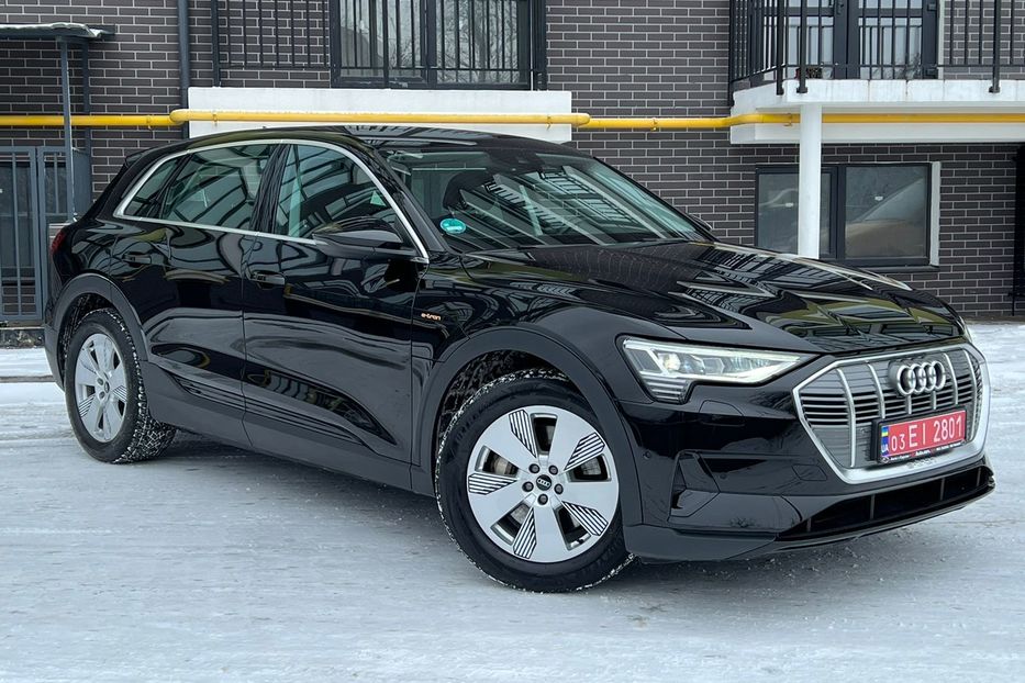 Продам Audi E-Tron quattro 50 230kW 2021 года в Львове