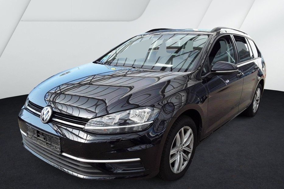 Продам Volkswagen Golf VII 2018 года в Житомире