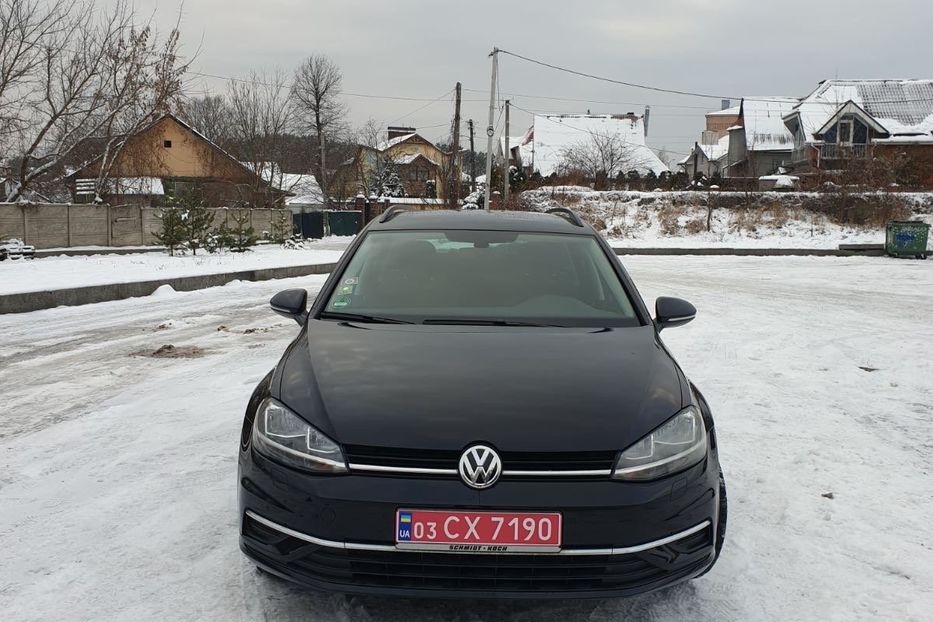 Продам Volkswagen Golf VII 2018 года в Житомире