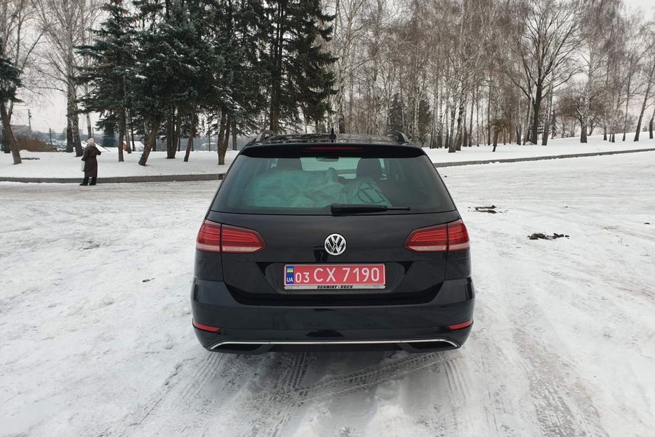 Продам Volkswagen Golf VII 2018 года в Житомире