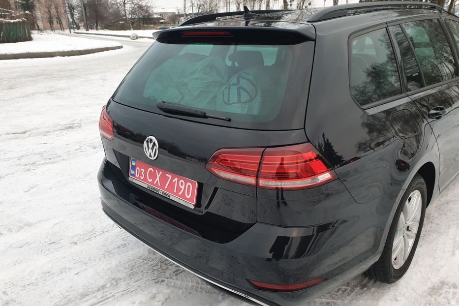 Продам Volkswagen Golf VII 2018 года в Житомире