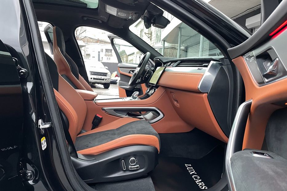Продам Jaguar F-Pace SVR 2022 года в Киеве