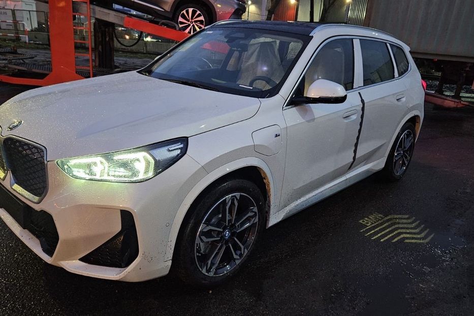 Продам BMW iX1 XDrive 30L M Stile Premium  2023 года в Одессе