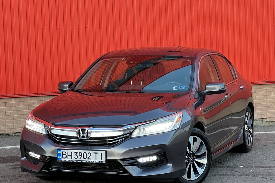 Продам Honda Accord Hybride  2018 года в Одессе