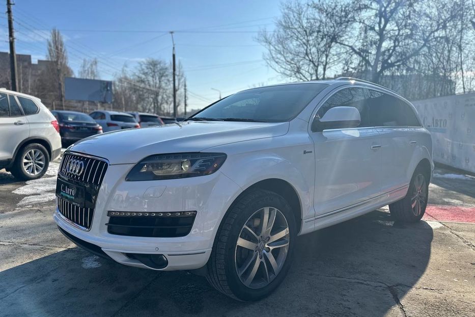 Продам Audi Q7 2015 года в Черновцах