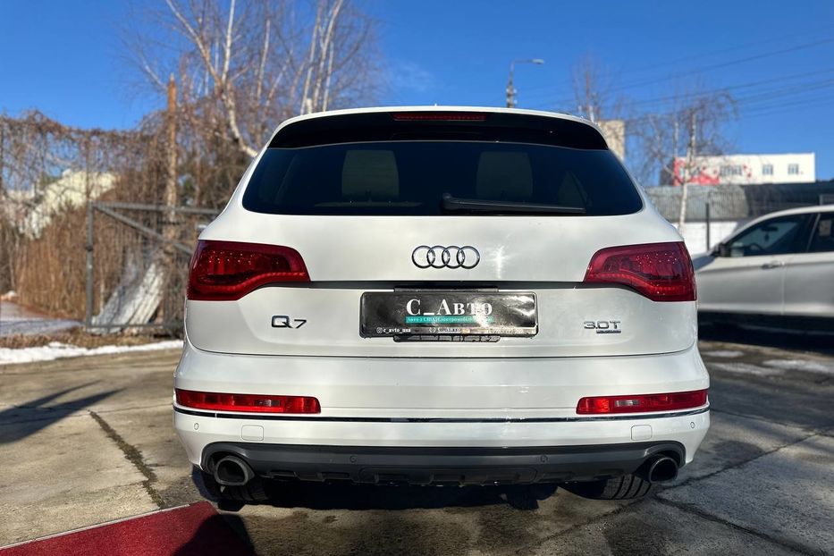 Продам Audi Q7 2015 года в Черновцах