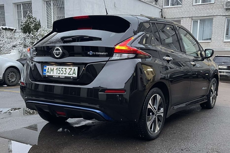 Продам Nissan Leaf 62 KW/H,запас ходу 370 км. 2019 года в Житомире