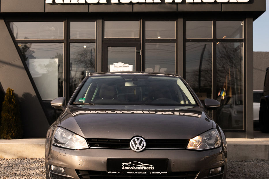 Продам Volkswagen Golf VII 2013 года в Черновцах