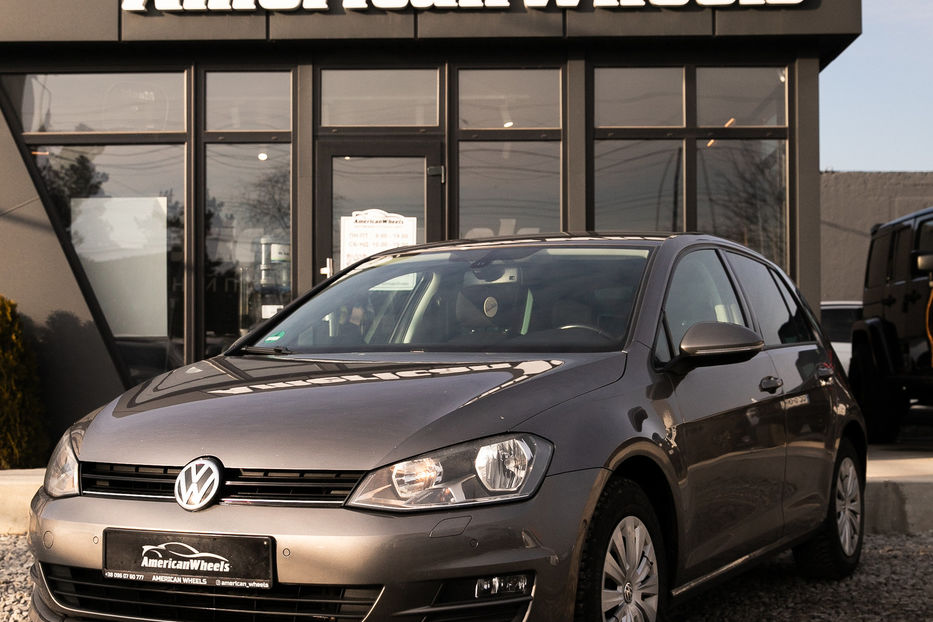 Продам Volkswagen Golf VII 2013 года в Черновцах