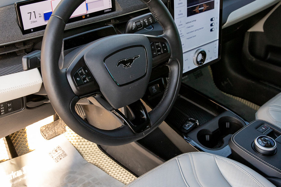 Продам Ford Mustang Mach-E 2021 года в Черновцах