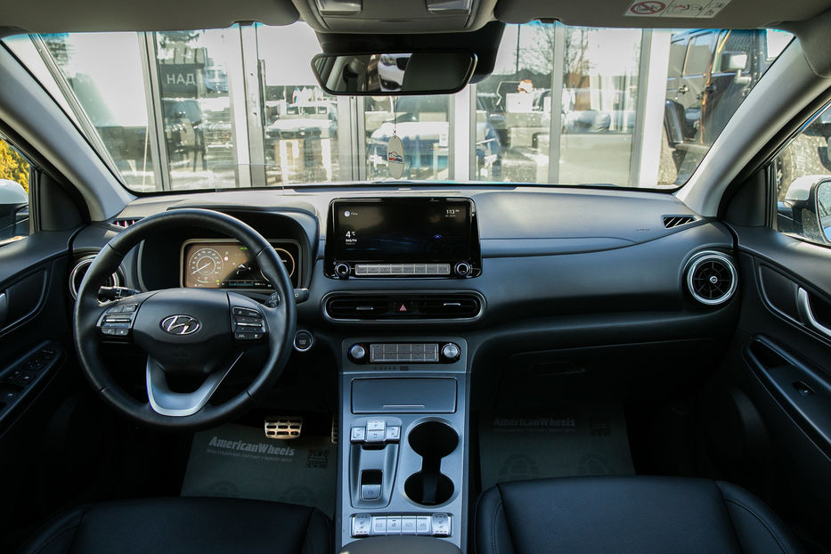 Продам Hyundai Kona Luxury EV 2022 года в Черновцах