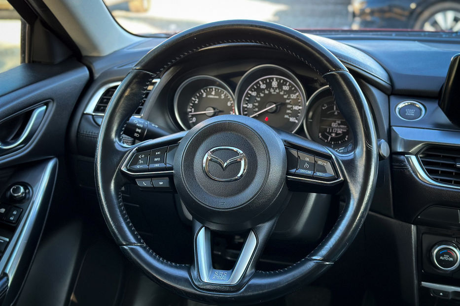 Продам Mazda 6 Touring 2016 года в Черновцах