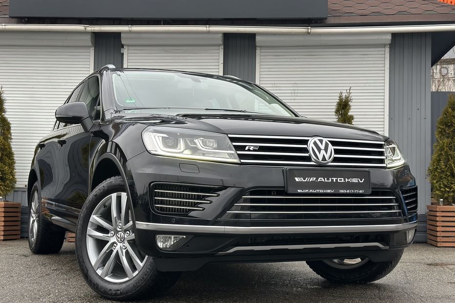 Продам Volkswagen Touareg R Line 2015 года в Киеве