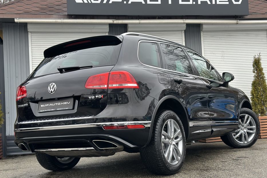 Продам Volkswagen Touareg R Line 2015 года в Киеве