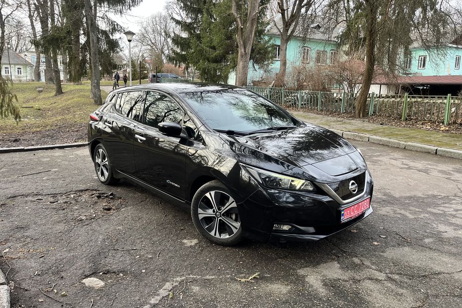 Продам Nissan Leaf Leaf 40kWh Zero Edition 2018 года в Житомире