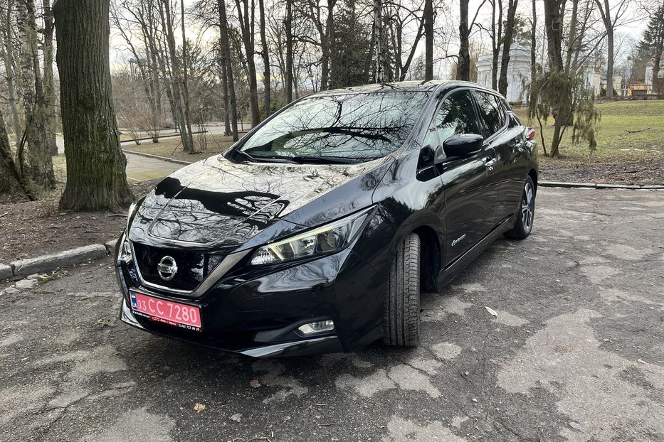 Продам Nissan Leaf Leaf 40kWh Zero Edition 2018 года в Житомире