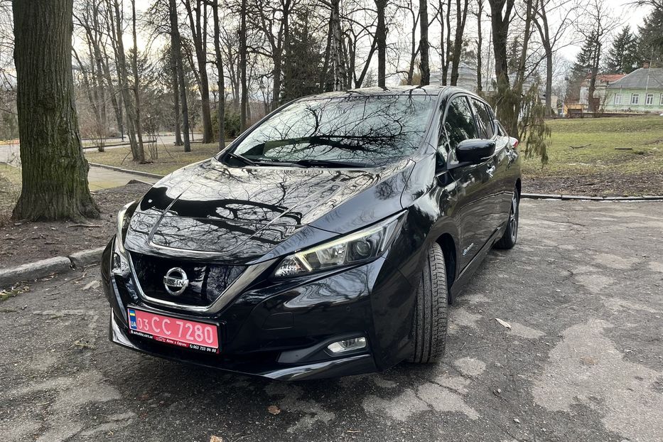 Продам Nissan Leaf Leaf 40kWh Zero Edition 2018 года в Житомире