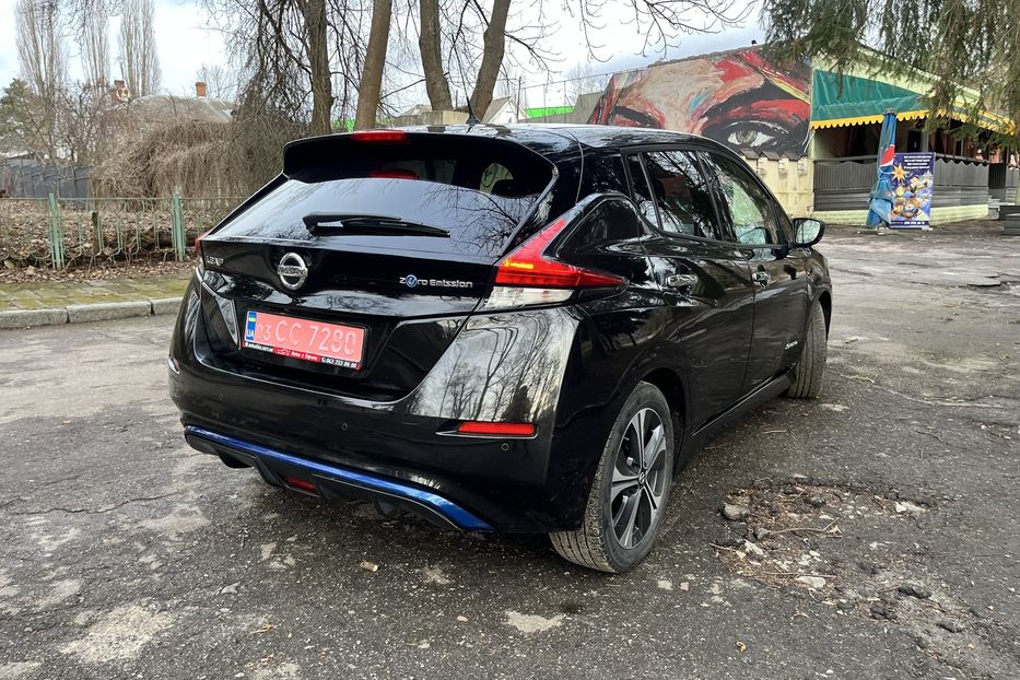 Продам Nissan Leaf Leaf 40kWh Zero Edition 2018 года в Житомире