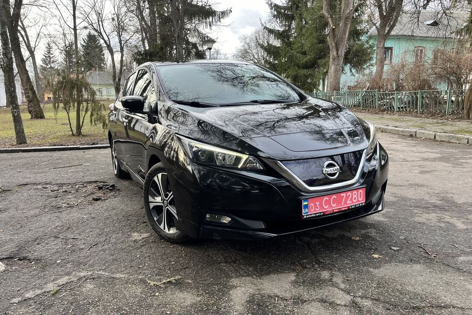 Продам Nissan Leaf Leaf 40kWh Zero Edition 2018 года в Житомире